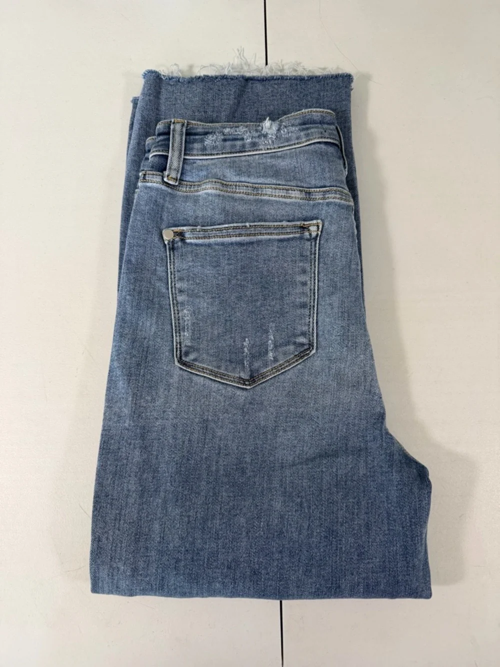 Judy Blue Jeans Womens 9/29 Distressed High Waist Wide Leg Cropped JB82256LT-CO - Picture 16 of 16